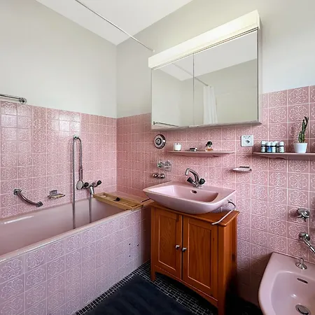 Alpine Vista - Next To The Cable Car - Swiss Alps Lejlighed